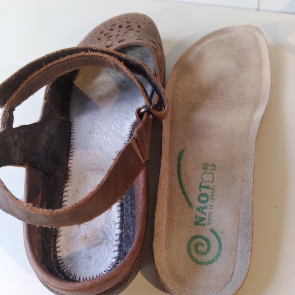 Naot Women's Arataki Dress Sandal - Picture 8 of 11